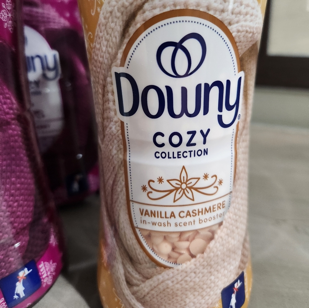 6 New Downy‎ Limited Edition Cozy Holiday In Wash Scent Booster Beads - Picture 3 of 6